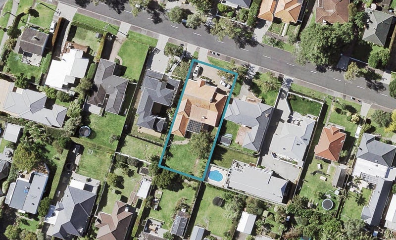 11 Whitehaven Road, Glendowie, Auckland - Carousel 1