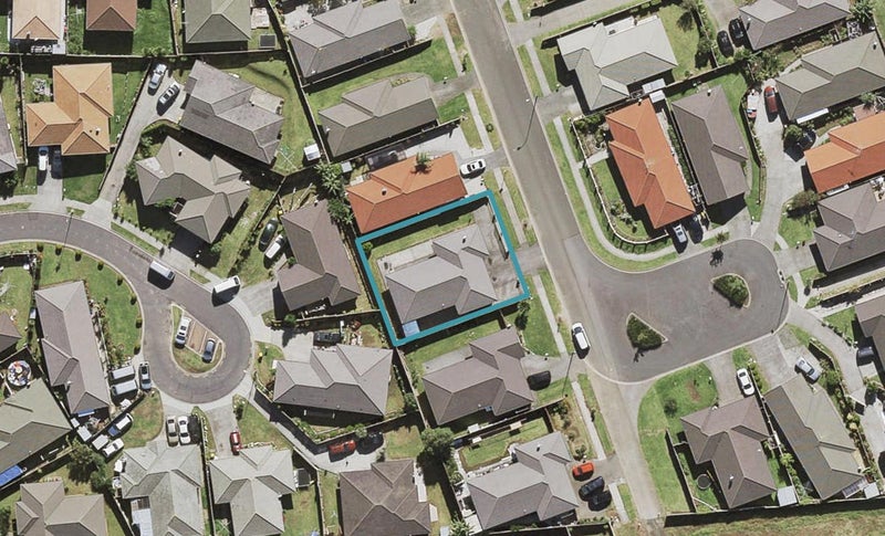 33 Tussock Avenue, Mangere, Auckland - Carousel 1