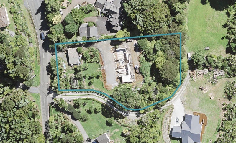 178 Parker Road, Oratia, Auckland - Carousel 1