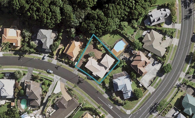3 Silkwood Grove, Totara Heights, Auckland - Carousel 1