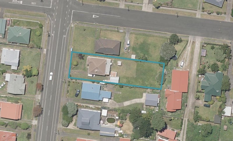 10 Abbot Street, Gonville, Whanganui - Carousel 1