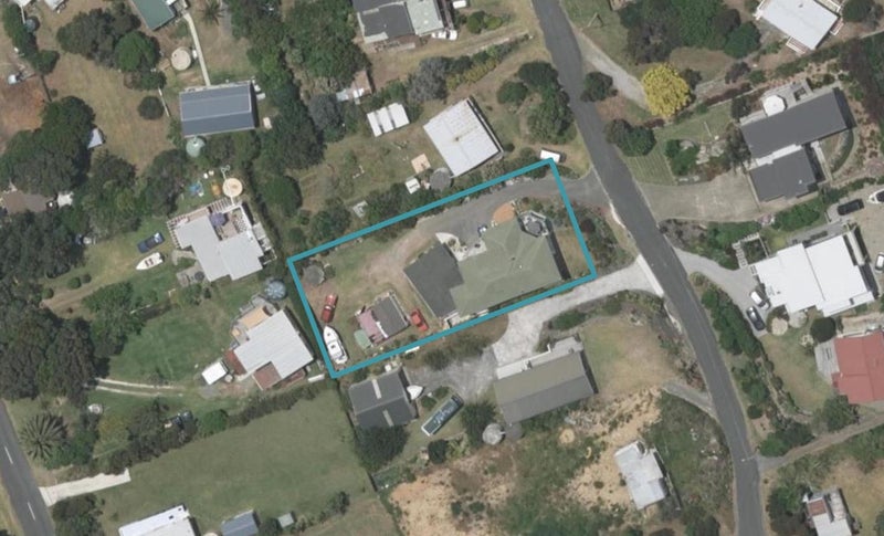 8 Albert Street, Mangawhai Heads, Mangawhai - Carousel 1