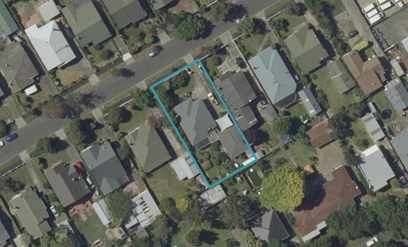 19 Miro Street, Takaro, Palmerston North - Carousel 1