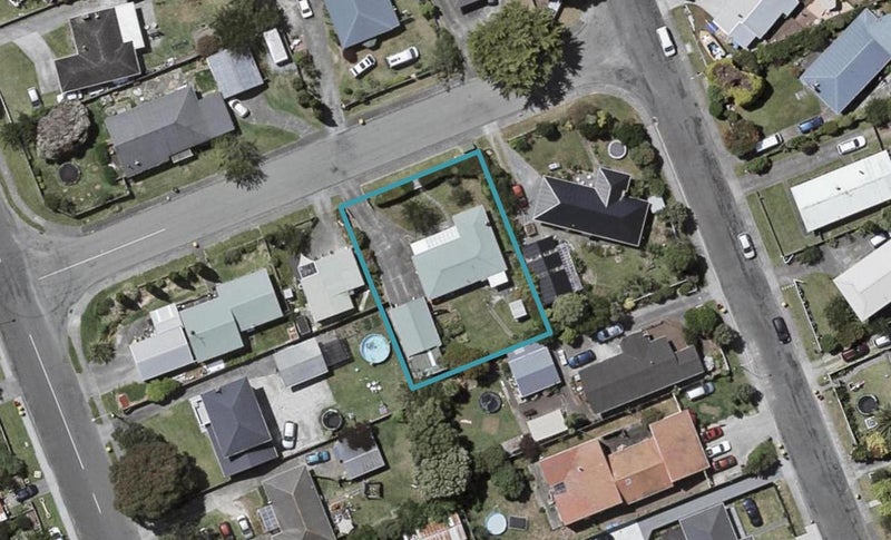 2 Byron Street, Paraparaumu Beach, Paraparaumu - Carousel 1
