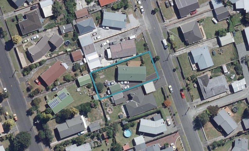 19 Betley Crescent, Fairview Downs, Hamilton - Carousel 1