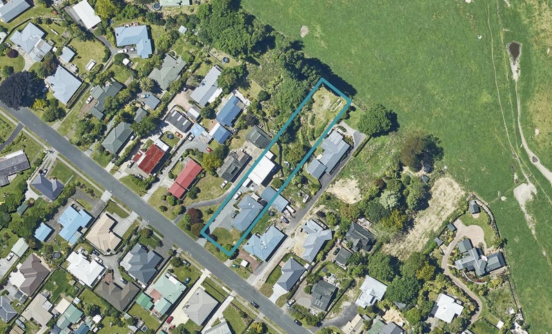 18 McKenzie Road, Owhata, Rotorua - Carousel 1