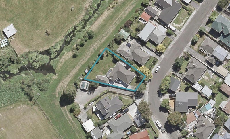 45 Perry Street, Heretaunga, Upper Hutt - Carousel 1