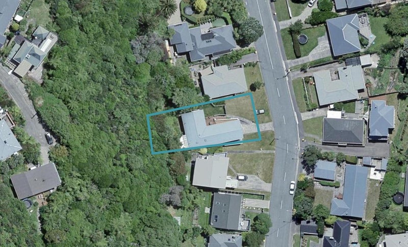 144 Campbell Street, Karori, Wellington - Carousel 1