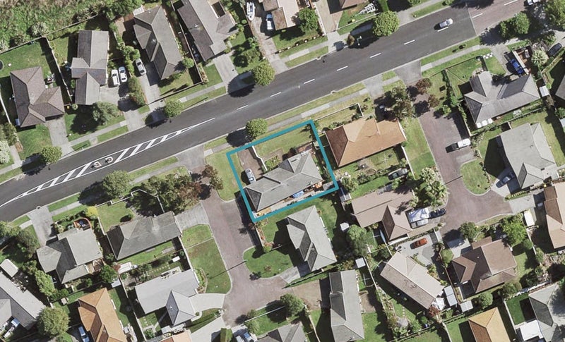 113 Riverton Drive, Randwick Park, Auckland - Carousel 1