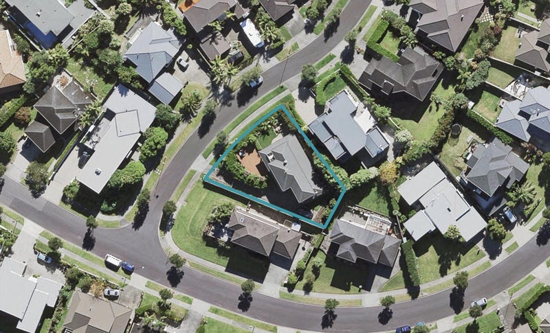 14 Rangi Avenue, Schnapper Rock, Auckland - Carousel 1