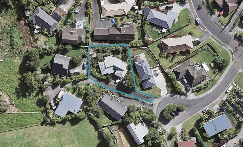 6 Empressa Heights, Helensville, Helensville - Carousel 1