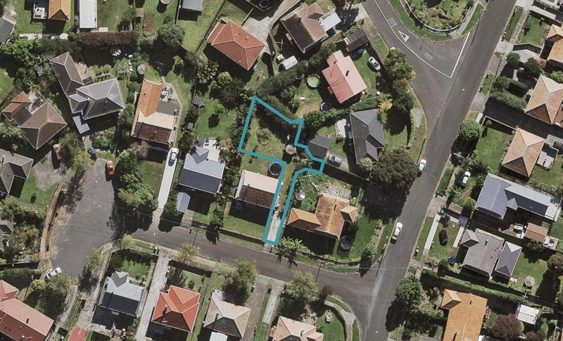 6/1 Nissan Place, Onehunga, Auckland - Carousel 1