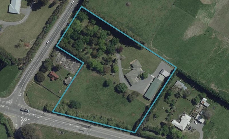 16 Island Road, Clarkville, Kaiapoi - Carousel 1
