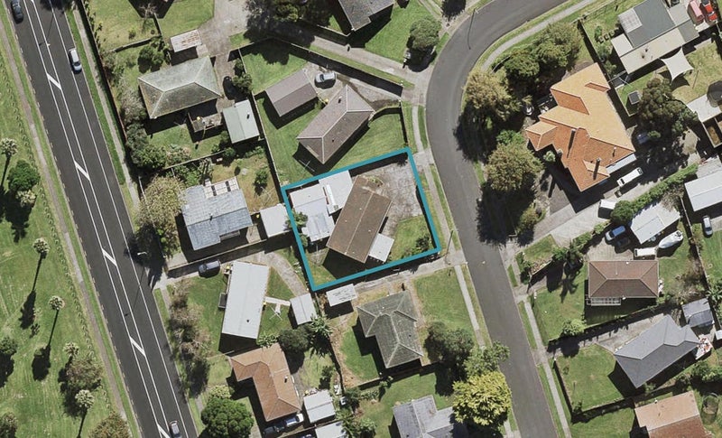 12 Cranmere Crescent, Mangere East, Auckland - Carousel 1