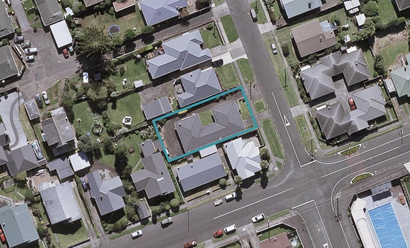 36 Sackville Street, Fitzroy, New Plymouth - Carousel 1