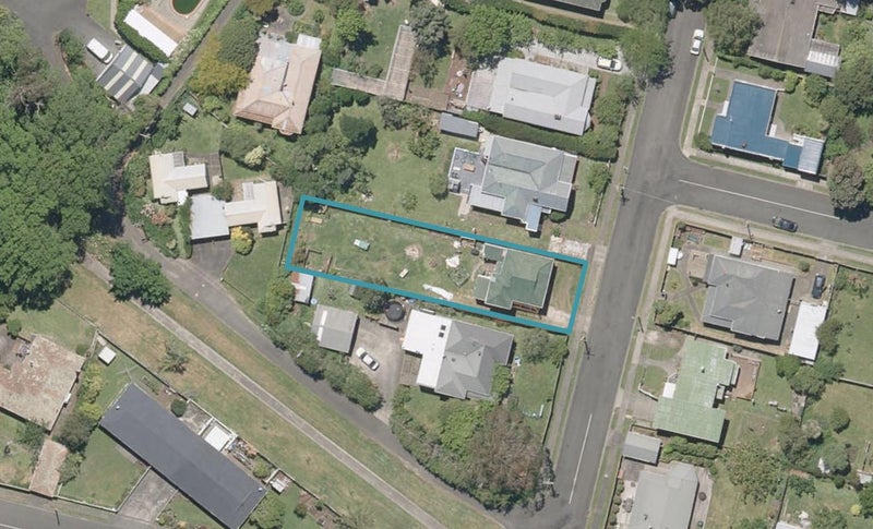 8 Fife Street, Durie Hill, Whanganui - Carousel 1