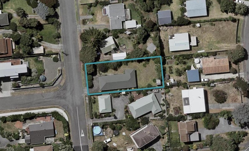 56 William Street, Waikanae Beach, Waikanae - Carousel 1