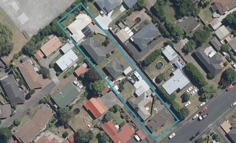 34A Dalgliesh Avenue, Forest Lake, Hamilton - Carousel 1