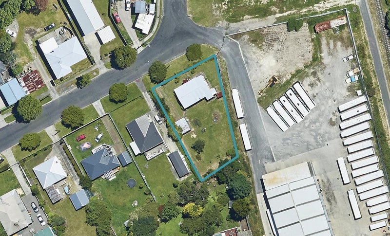 27 Salisbury Road, Fairy Springs, Rotorua - Carousel 1