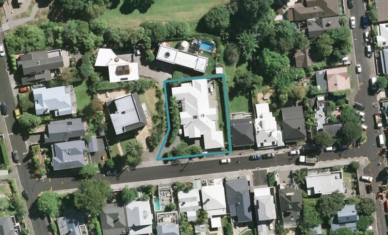 4 Elizabeth Street, Freemans Bay, Auckland - Carousel 1