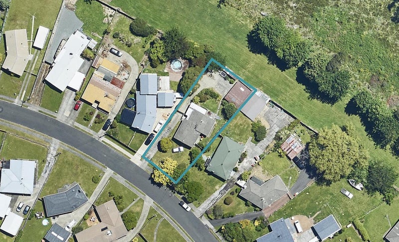 18 Deborah Place, Mangakakahi, Rotorua - Carousel 1