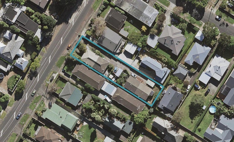 1/135 Campbell Road, One Tree Hill, Auckland - Carousel 1