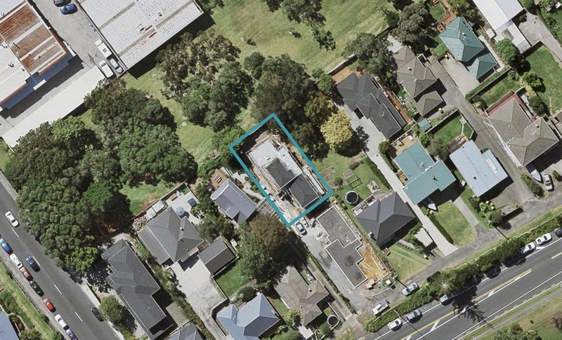 250A Sunset Road, Windsor Park, Auckland - Carousel 1