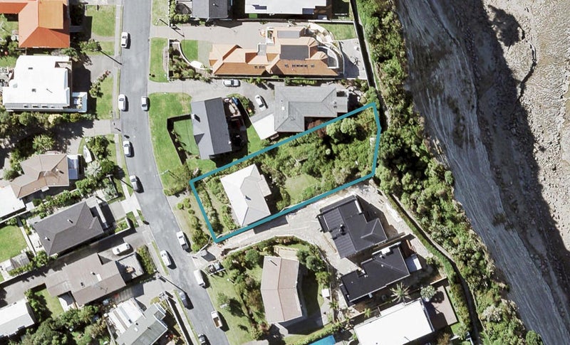 125 Churchill Road, Rothesay Bay, Auckland - Carousel 1