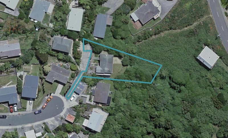 1/29 Cheltenham Terrace, Newlands, Wellington - Carousel 1