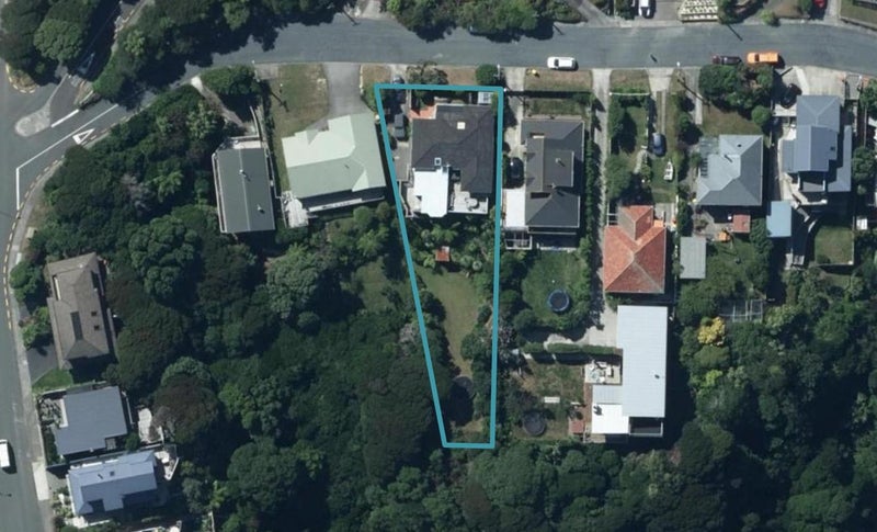 6 Corlett Road, Plimmerton, Porirua - Carousel 1