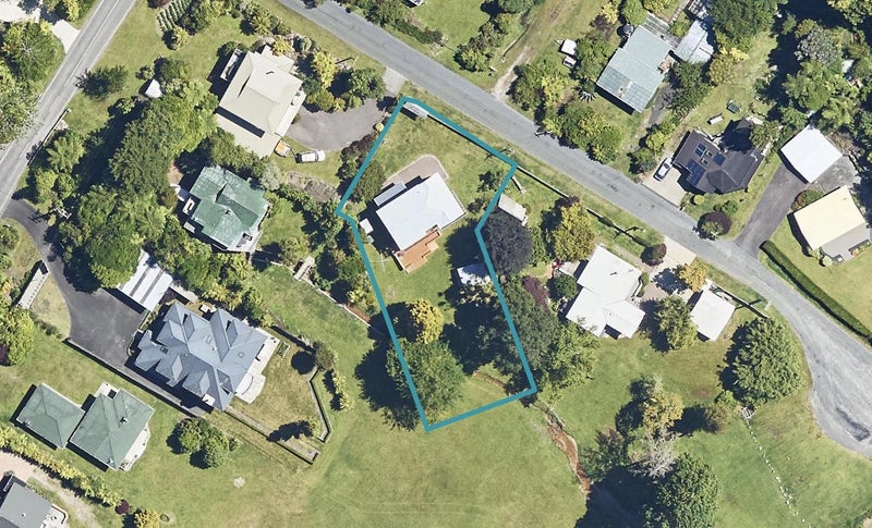 3 Bay View Road, Lake Tarawera, Rotorua - Carousel 1