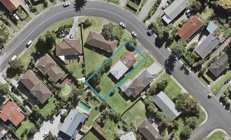 1/24 Velma Road, Hillcrest, Auckland - Carousel 1