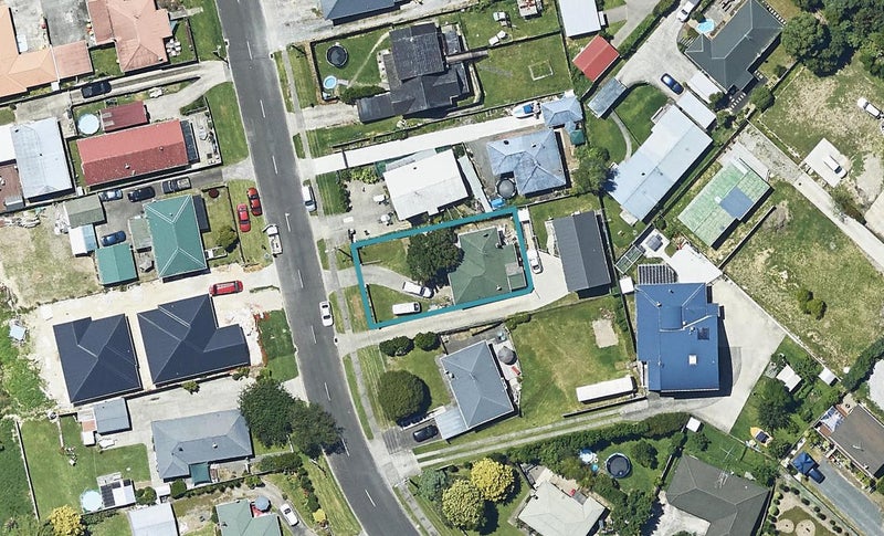 37A Humber Crescent, Gate Pa, Tauranga - Carousel 1