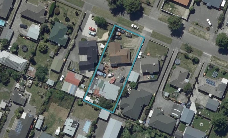 7 Gregory Avenue, Islington, Christchurch - Carousel 1