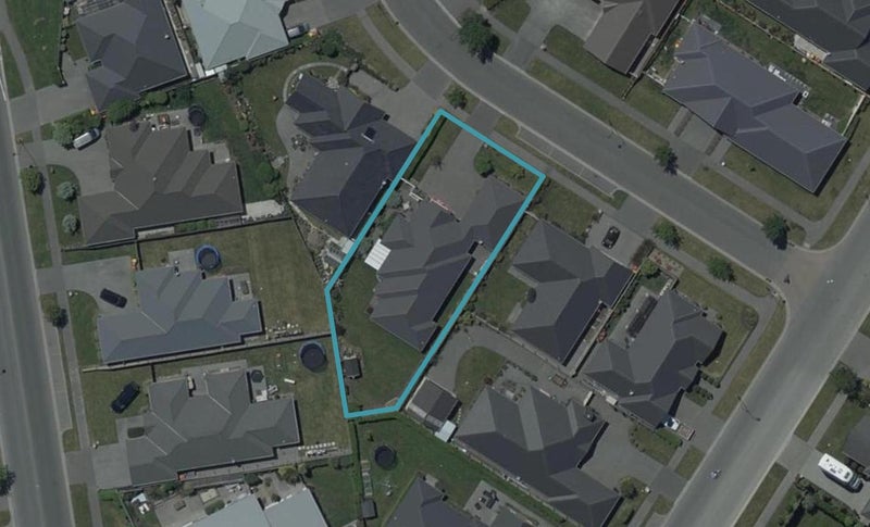 5 Mariposa Crescent, Aidanfield, Christchurch - Carousel 1