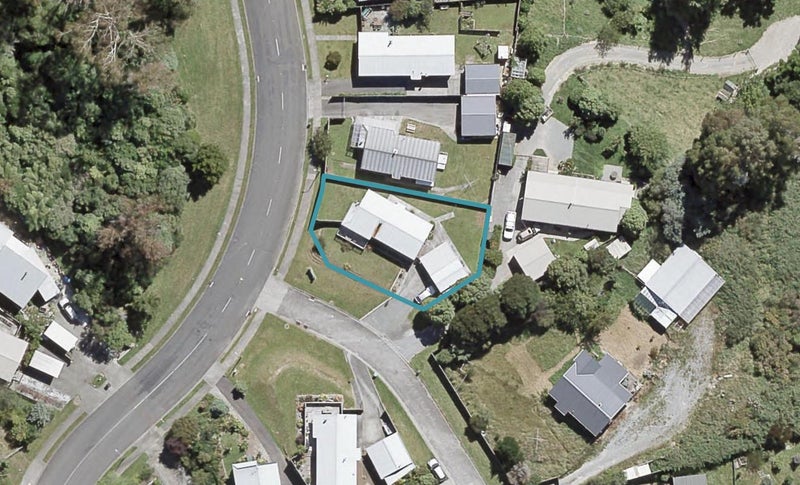 48 Norana Road, Timberlea, Upper Hutt - Carousel 1