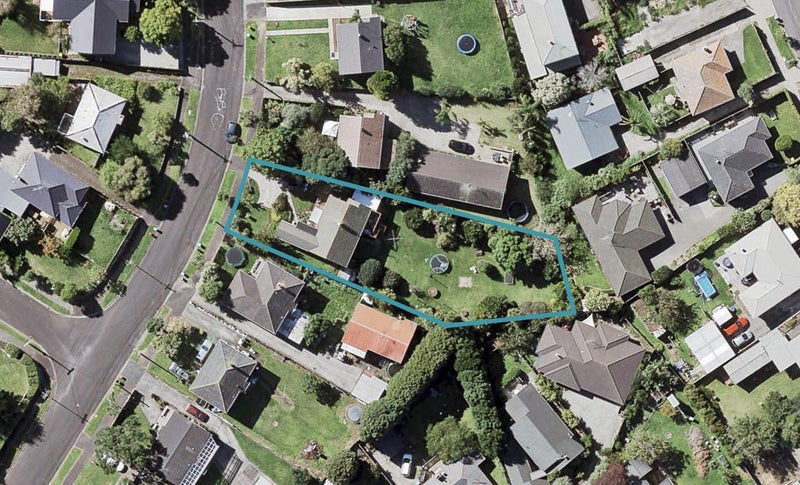 24 Paddington Street, Glen Innes, Auckland - Carousel 1