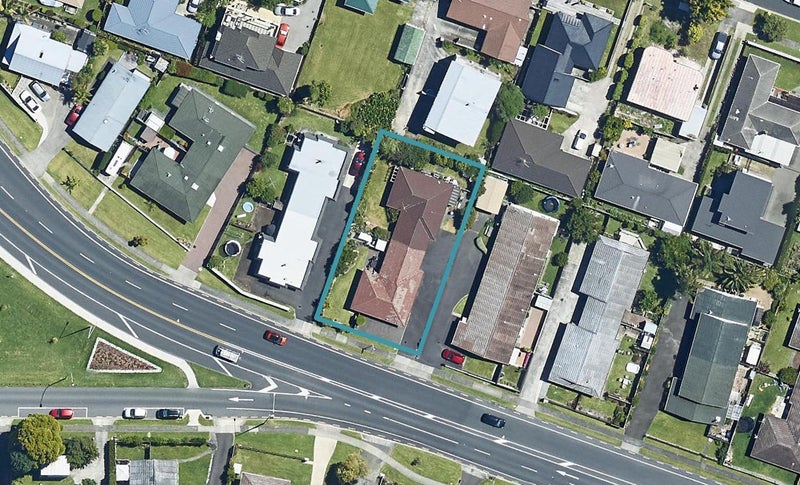 111B Chapel Street, Otumoetai, Tauranga - Carousel 1