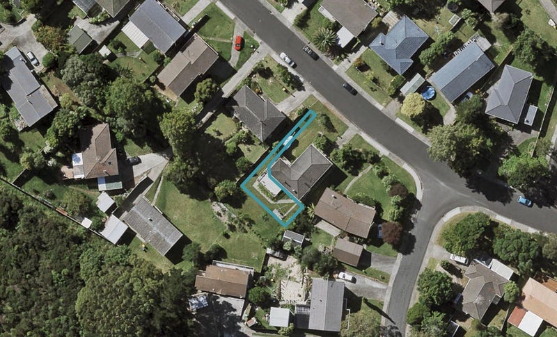 76A Salamanca Road, Sunnynook, Auckland - Carousel 1