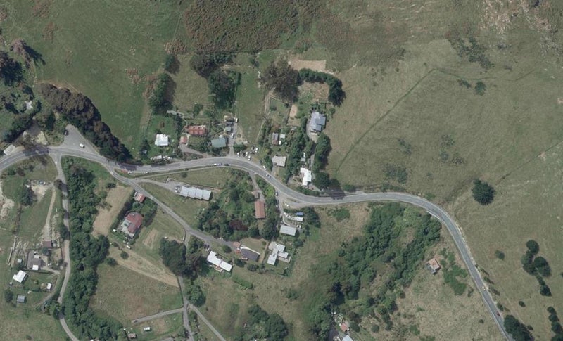 212 Governors Bay Road, Te Rapaki o Te Rakiwhakaputa, Lyttelton - Carousel 1
