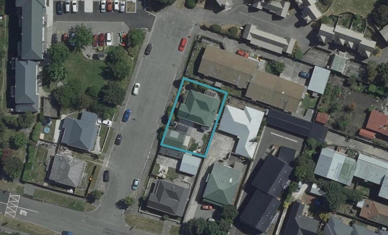 10 Cecil Place, Waltham, Christchurch - Carousel 1
