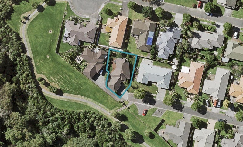 17 Morestead Avenue, Huntington Park, Auckland - Carousel 1