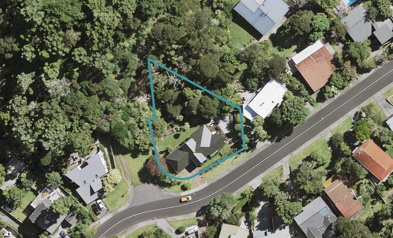 107 Daffodil Street, Titirangi, Auckland - Carousel 1