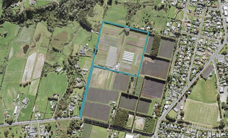 307 Riverhead Road, Kumeu - Carousel 1