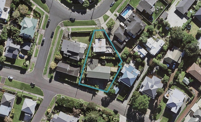 1/8 Mariposa Crescent, Birkenhead, Auckland - Carousel 1