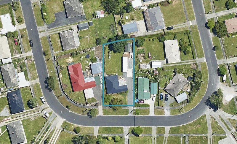 17 Puriri Crescent, Hillcrest, Rotorua - Carousel 1