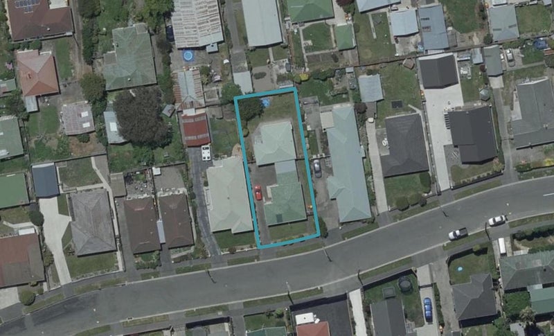 2/12 Strathfield Avenue, Dallington, Christchurch - Carousel 1