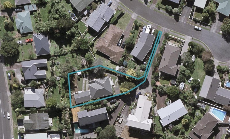 18A Montana Place, Merrilands, New Plymouth - Carousel 1