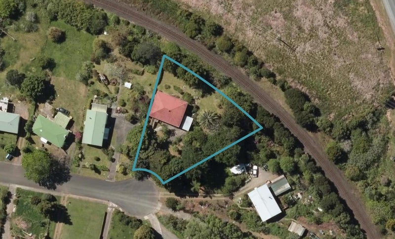 38 Mcinnes Avenue, Kamo, Whangarei - Carousel 1