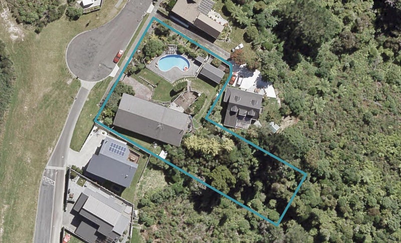 39 Seymour Grove, Kingsley Heights, Upper Hutt - Carousel 1